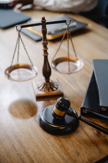 Scale And Gavel — Unfair Dismissal Solutions in Australia